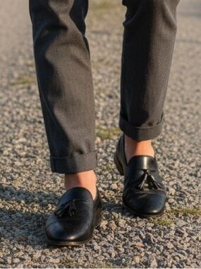 Mezlan classic black tassel leather high quality  loafers made in Spain  11 W